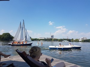 Tretboot fahren und paddeln auf der Alster, Foto: Anja Ende